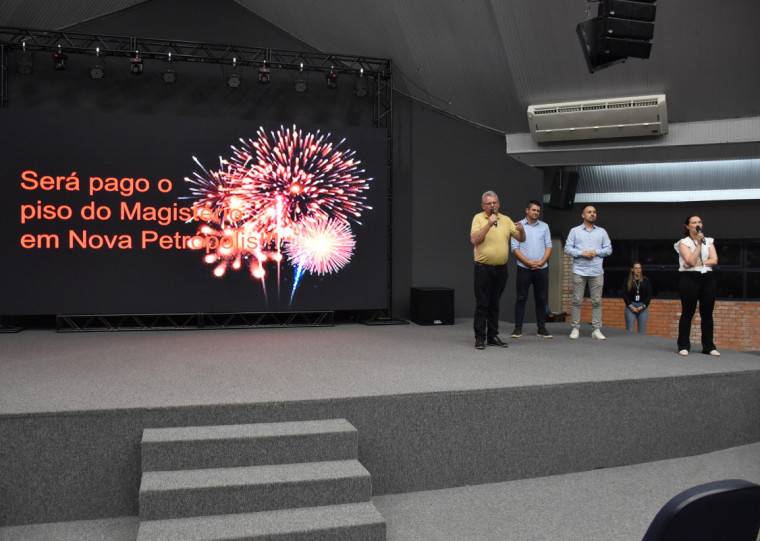 Além disso, jornada de trabalho será reduzida para melhorias pedagógicas