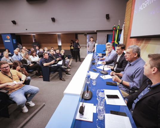 Prefeitos definem cinco medidas urgentes para crise na saúde da Região Metropolitana