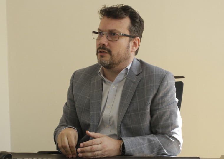 Artur Lemos avalia governo na perspectiva do cenário eleitoral