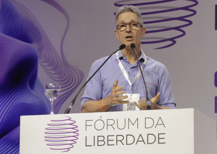 Painel "Qual é o Futuro do Brasil? foi marcado pela reforma administrativa 