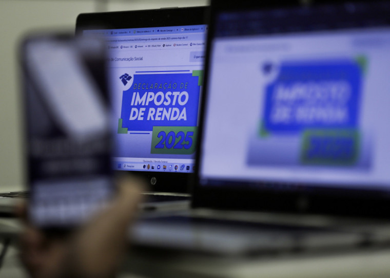 Quem é obrigado e perde o prazo paga multa, que varia de R$ 165,74 a 20% do imposto devido no ano-calendário