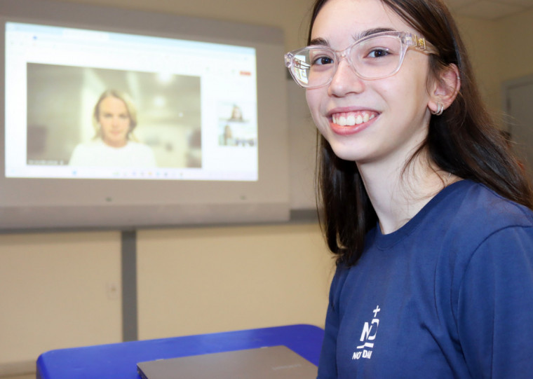 Escolas oportunizam orientação de tutores norte-americanos