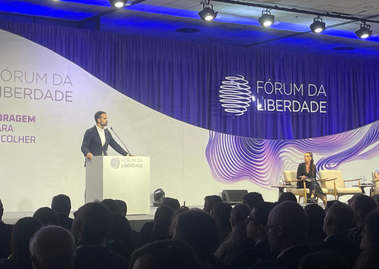 Leite falou sobre o acidente em Imigrante antes de discursar no Fórum da Liberdade