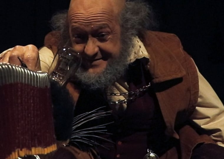 Filme tem exibição gratuita no YouTube, além de lançamento presencial em escola de Ensino Fundamental