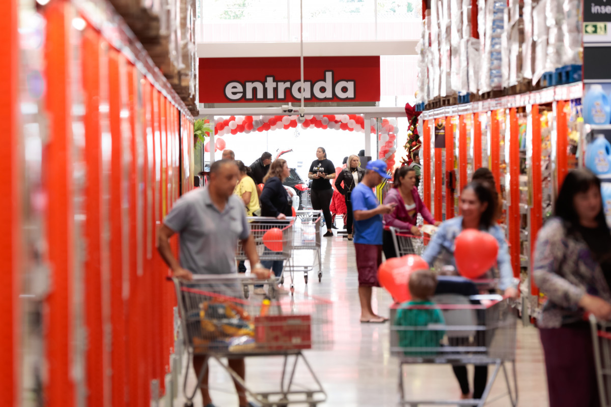 Nova loja do Stok Center, a de n&uacute;mero 38, vai abrir em Sarandi, no fim de abril | COMERCIAL ZAFFARI/DIVULGA&Ccedil;&Atilde;O/JC