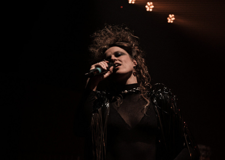 Cantora apresenta seu novo trabalho na noite desta quinta-feira (10)