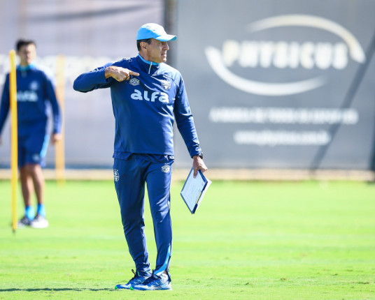 Com urgência de melhoras, Grêmio precisa embalar no Brasileirão