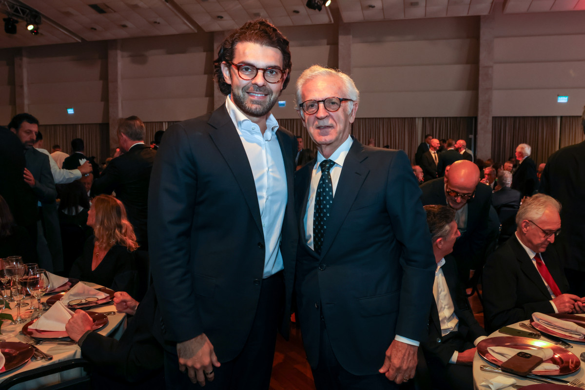 Gibson e  Claudio Zaffari | DANI BARCELLOS/JC