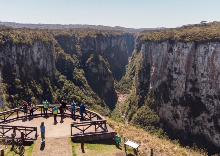 No ano passado, o Aparados da Serra e o Serra Geral receberam 120 mil pessoas, abaixo da média anual