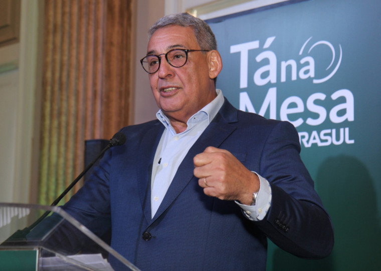 Prefeito de Porto Alegre palestrou na reunião-almoço Tá Na Mesa desta quarta-feira (23)