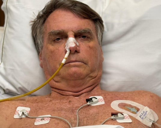 Bolsonaro passará por novos exames após piora clínica, diz equipe médica