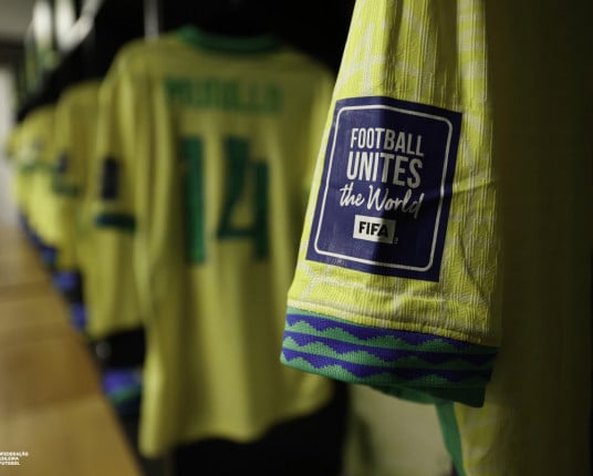 Seleção brasileira terá uniforme reserva vermelho em 2026, diz site