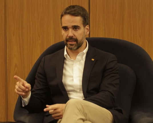 Eduardo Leite diz que ainda não há prazo para definir futuro político