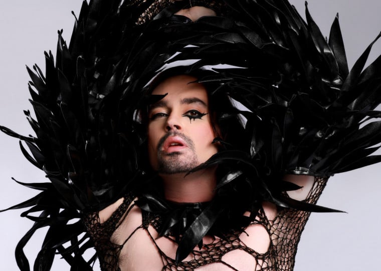 Show 'Macumba 10 Anos' do cantor é uma homenagem ao disco 'Eu vou fazer uma macumba pra te amarrar, maldito!', um dos mais importantes de sua carreira