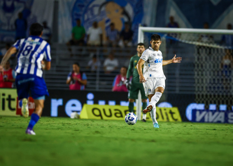 Mano Menezes ainda não venceu no seu retorno ao clube