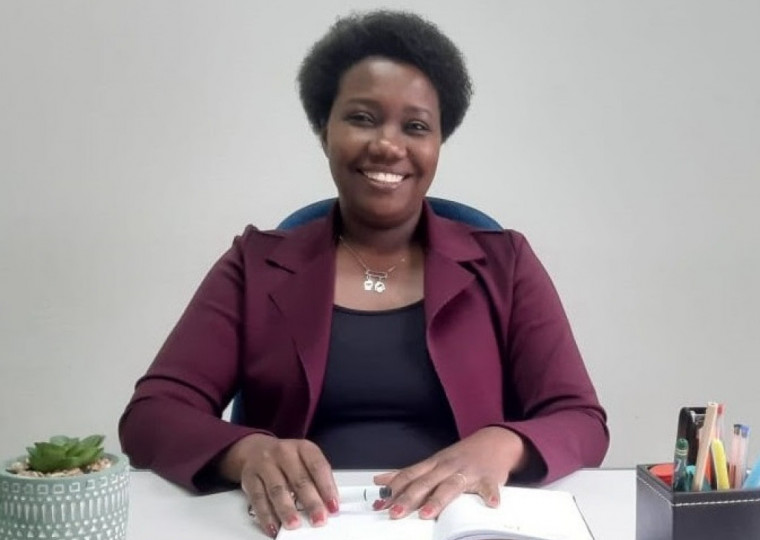 Kelli Aparecida da Silva Pontes, psicóloga e pós-graduada em saúde mental

