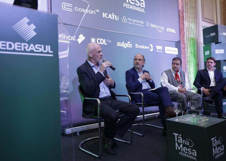 Luiz Felipe Brandão de Mello (e), Rodrigo Sousa Costa, Pompeo de Mattos e Rafael Goelzer participaram do evento