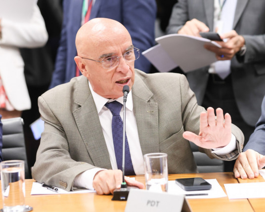 PDT rompe com governo Lula após demissão de Lupi