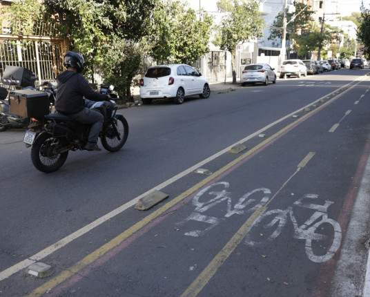 Fórum de Entidades debate mobilidade e transporte na Câmara de Porto Alegre