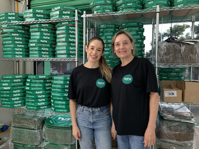 Lu&iacute;sa e Cristina s&atilde;o s&oacute;cias na Tutti, pizzaria sem gl&uacute;ten de Porto Alegre Foto: DENER PEDRO/ESPECIAL/JC