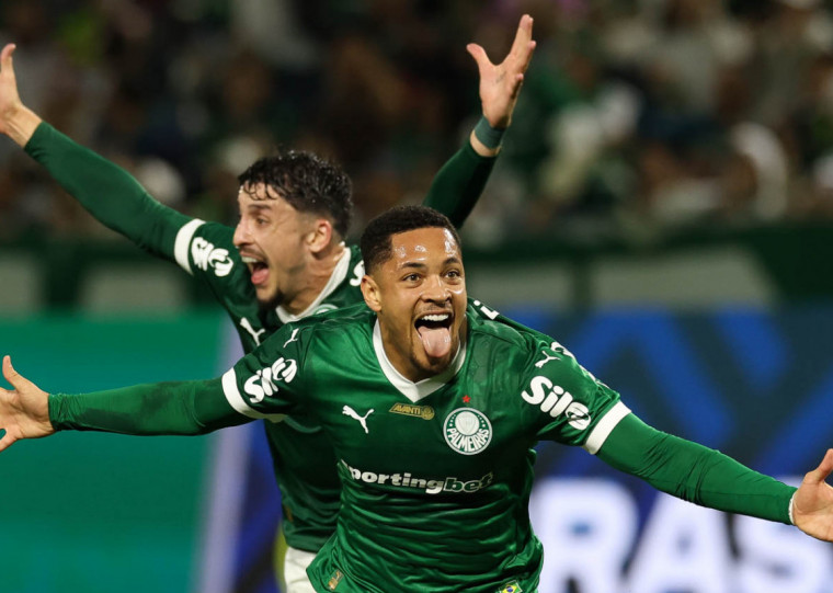 Camisa 9 foi às redes diante do Vasco, do Cerro Porteño e, agora, contra o São Paulo