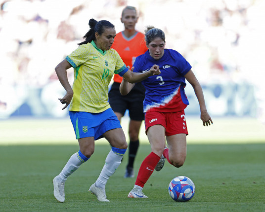 Seleção feminina tem voltas de Marta e Debinha para amistosos em São Paulo