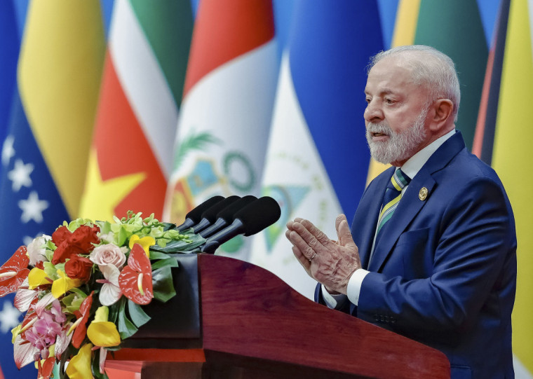 Durante viagem &agrave; China, Lula defendeu o aperfei&ccedil;oamento do multilateralismo e o fortalecimento das parcerias entre os pa&iacute;ses da Am&eacute;rica Latina e Caribe