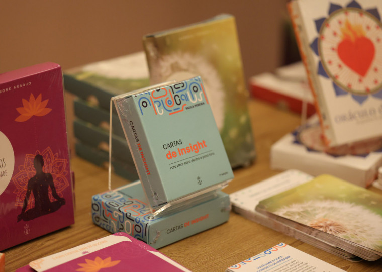 Evento também introduz o lançamento do livro terapêutico 'Cartas de Insight'