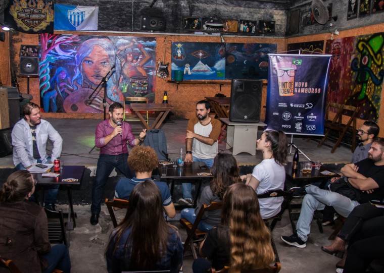 Tema deste ano do Pint of Science trata sobre o uso das inteligências artificiais e a cultura afro-brasileira