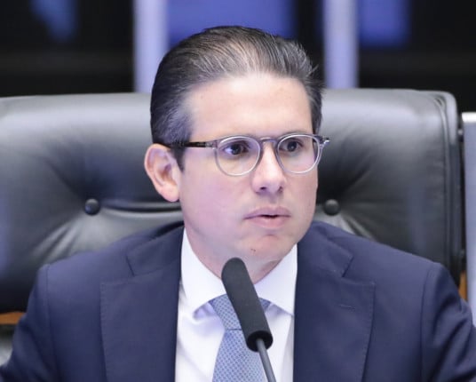 Motta libera mais R$ 11 milhões em emendas por deputado