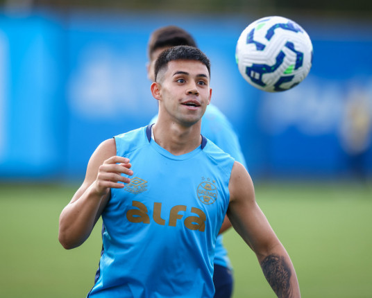 Com pressão e necessidade de virada, Grêmio encara decisão contra o CSA