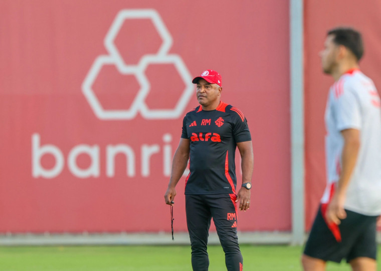 Roger vê o Colorado pressionado após o empate em casa com o Mirassol