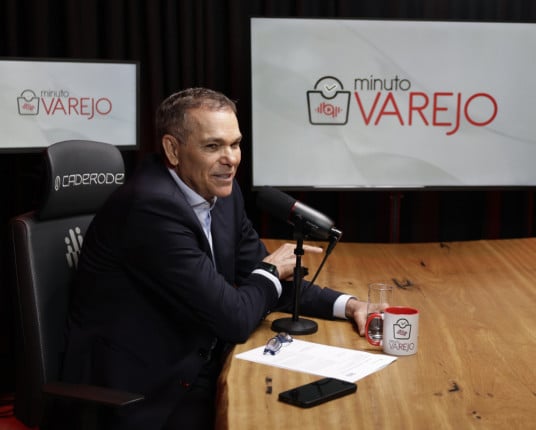 Com 3,4 mil pontos, como a Editora Vitrola virou a maior 'livraria' do Brasil