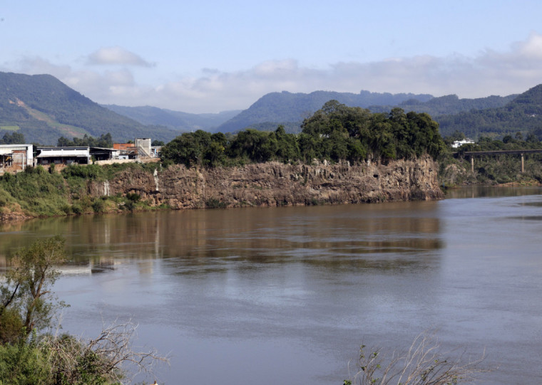Município de Roca Sales, um dos mais afetados pelas cheias nos últimos anos, perdeu 10,9% das vagas formais