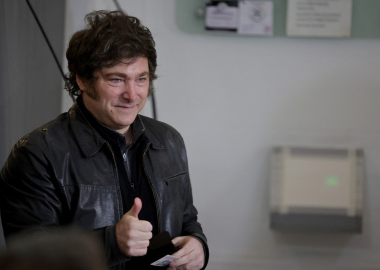 Com um decreto, Milei eliminou a unidade especial criada há três meses para investigar a suposta fraude com a criptomoeda