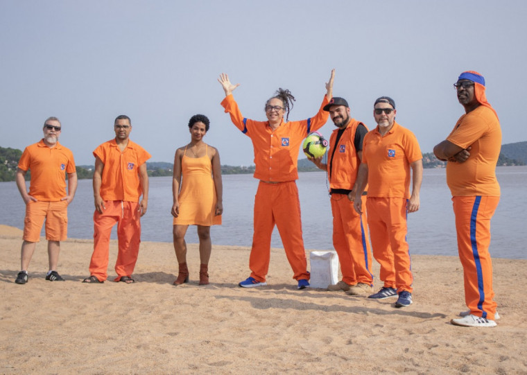 Apresentação do grupo musical ocorre na noite deste sábado (24)