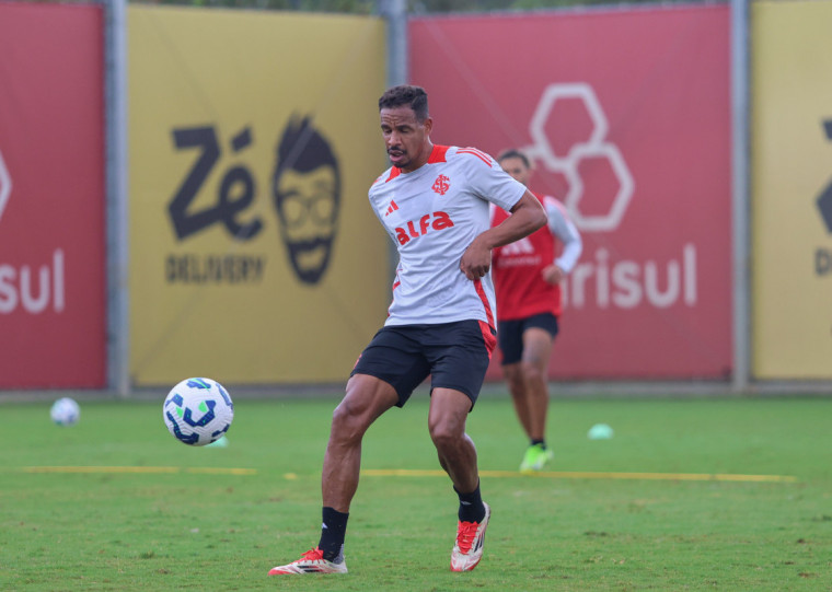 Preservado contra o Mirassol, Fernando deve retornar ao time titular