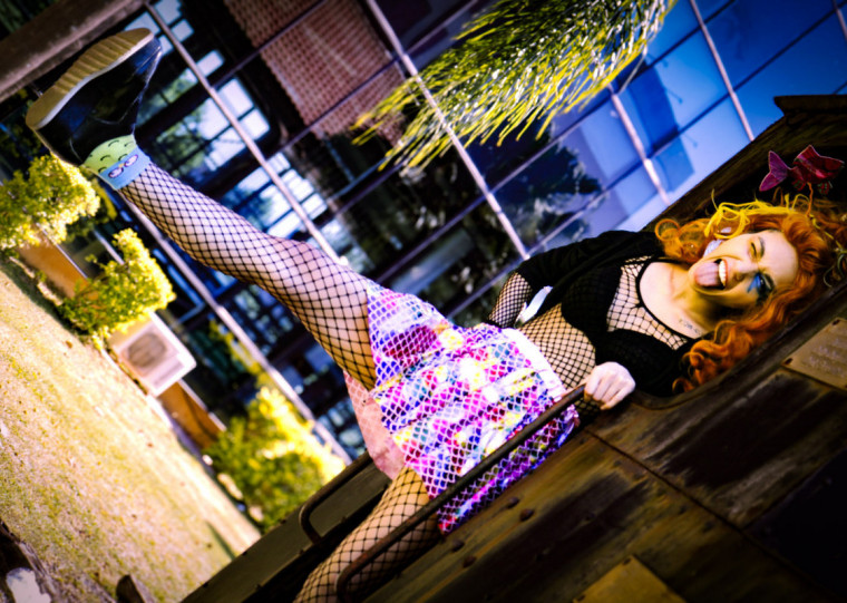 Concurso de cosplay, karaokê e show de k-pop são algumas das atrações que ocupam o Canoas Shopping neste sábado (24)