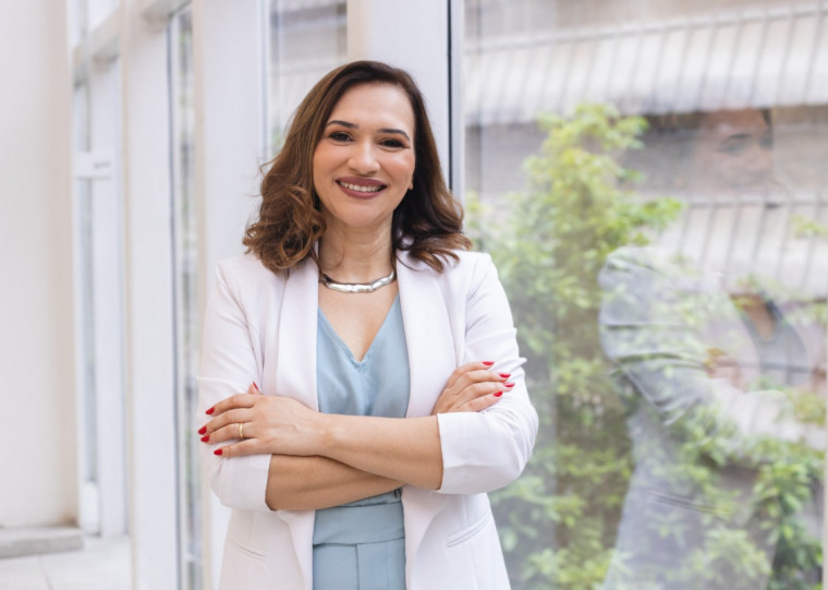 A programação inclui um painel de abertura, intitulado Diferentes Perspectivas Sobre a Experiência de Ser Jovem, com a especialista em educação parental Jacqueline Vilela