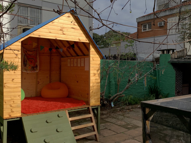 O espaço do Clubinho é amplo, com pátio e ambientes externos para as crianças Foto: DENER PEDRO/ESPECIAL/JC