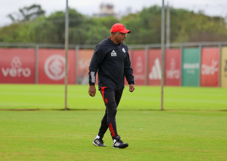 Roger adiantou prioridade no duelo de quarta-feira, contra o Bahia