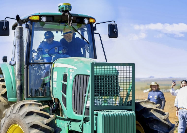 Queda nos negócios está concentrada nas colheitadeiras de grãos (soja e milho), setor mais impactado pelos preços atuais das commodities agrícolas
