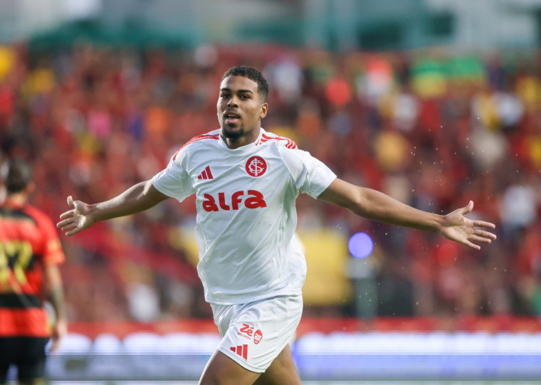 Gol colorado no empate em 1 a 1 foi marcado por Gustavo Prado