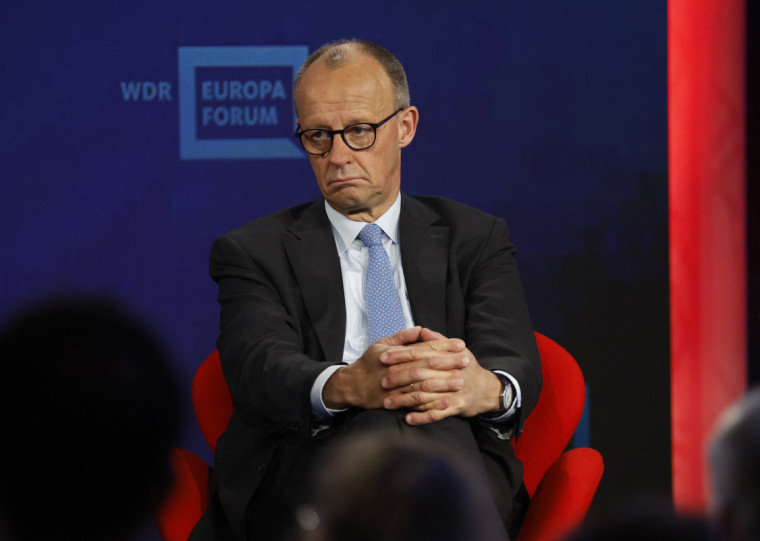 Chanceler alemão defendeu que o bloco europeu não reaja de forma "impensada e precipitada"