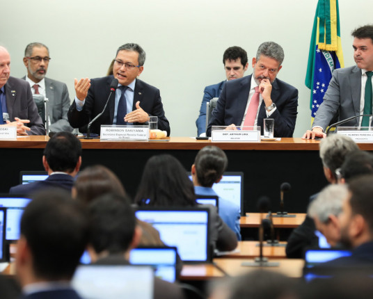 Lei da Ficha Limpa completa 15 anos com legado sob disputa