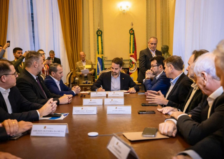 Para o governador, decreto reafirma compromisso do Estado com desenvolvimento sustentável e modernização da logística