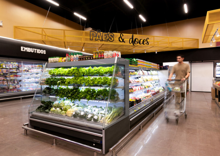 Itens como café (4,48%), feijão (2,38%) e leite longa vida (1,71%) puxaram a alta