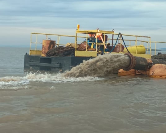 Em ano de recuperação da navegação, Portos RS investe na dragagem de canais