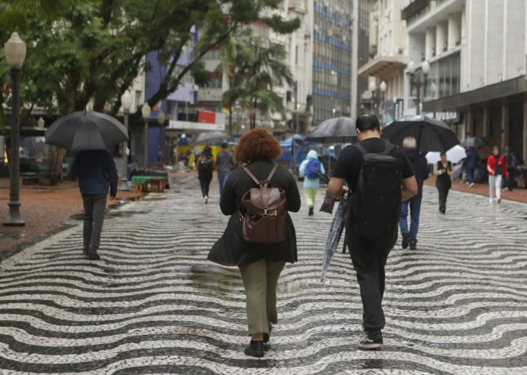 Ciclone extratropical vindo da Argentina traz term&ocirc;metros abaixo de zero no in&iacute;cio da semana
