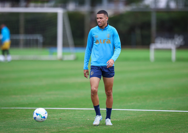 Alysson deve receber mais uma oportunidade entre os titulares